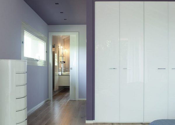 sliding pocket door washing room